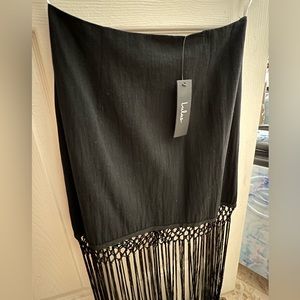 Black fringe skirt from Lulu’s - Brand new unworn tags still attached!